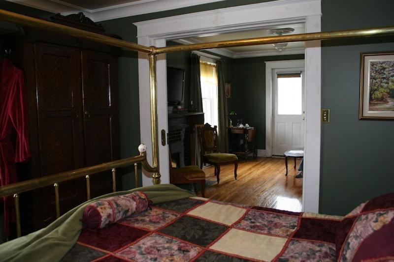 Wakamow Heights Bed And Breakfast Moose Jaw Extérieur photo